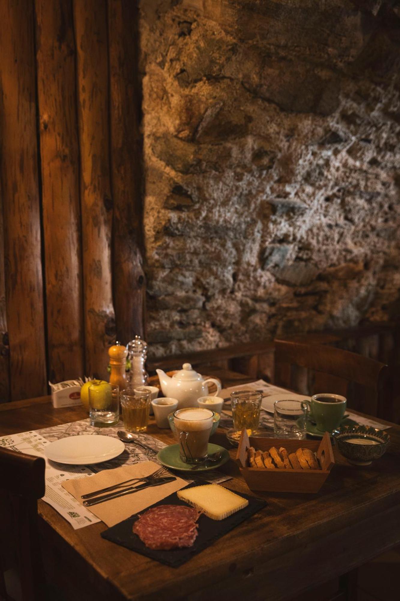 Visaisa Taverna & Foresteria Acceglio Zewnętrze zdjęcie